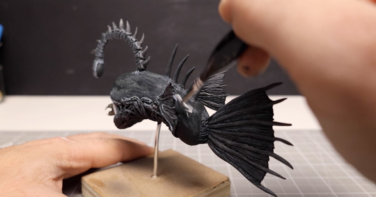 Painting Colour Washes to the Sculpture Body