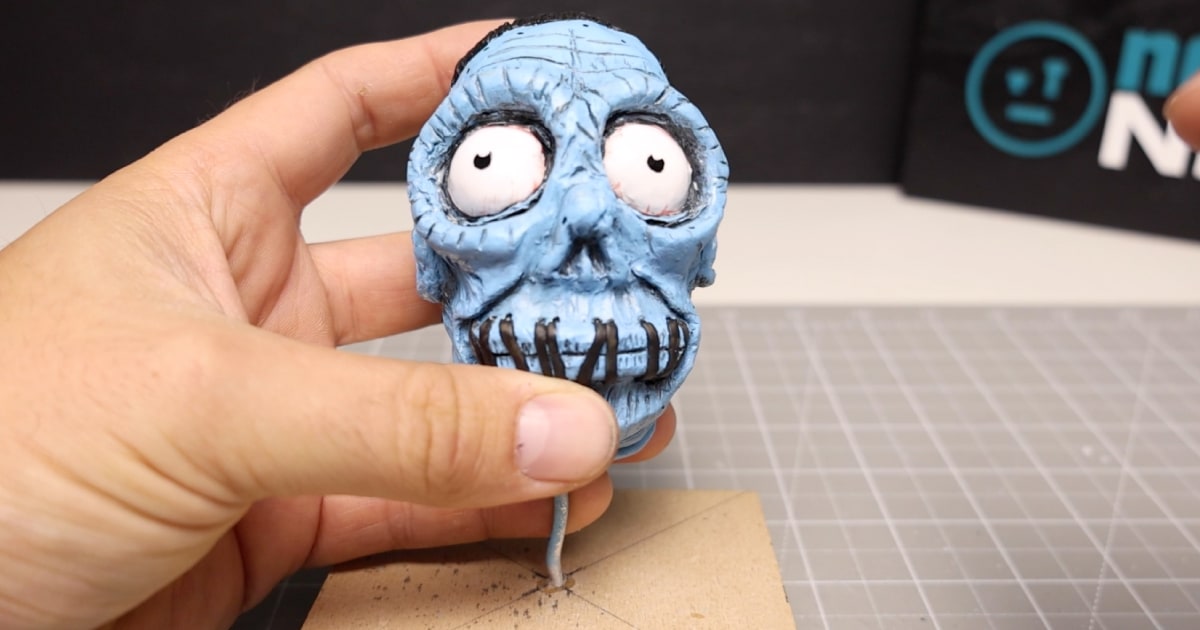Adding Details & UV Resin to Bobs' Eyes