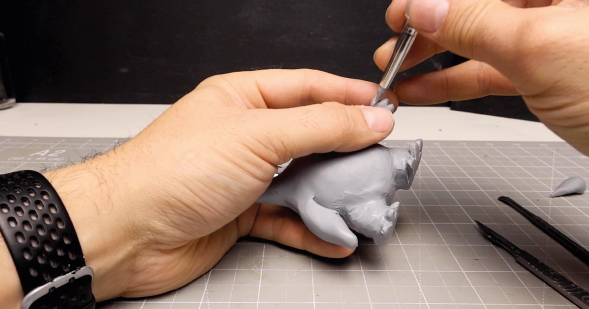 Gengar Figure Giving Him Hands