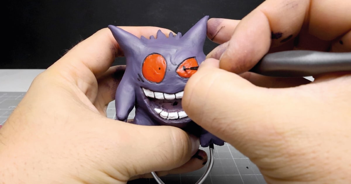 Adding The Finer Painting Details To Gengar Pen Holder