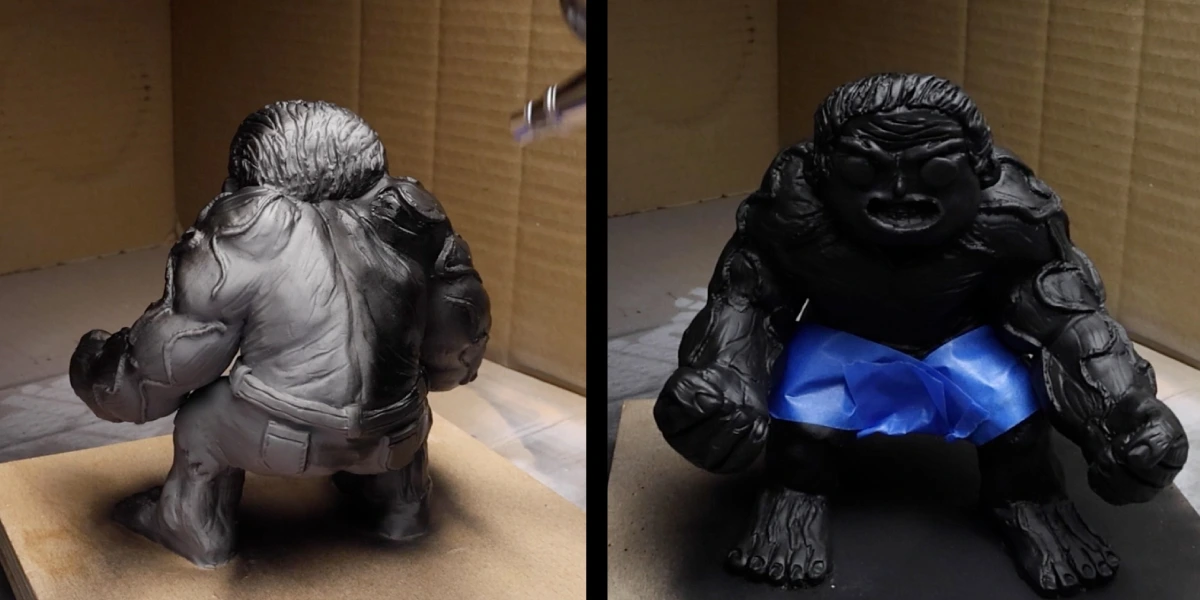 Priming Red Hulk with Vallejo Black Primer + Nappy
